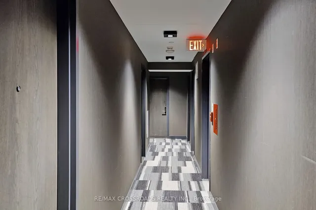 Additional image 6 of 426 University Ave Unit 2502