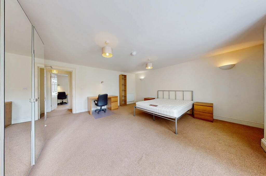 Additional image 9 of Charlton Buildings