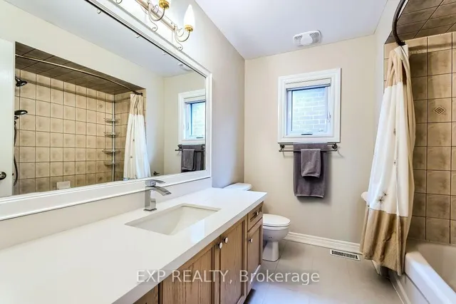 Additional image 30 of 792 Knotty Pine Grve