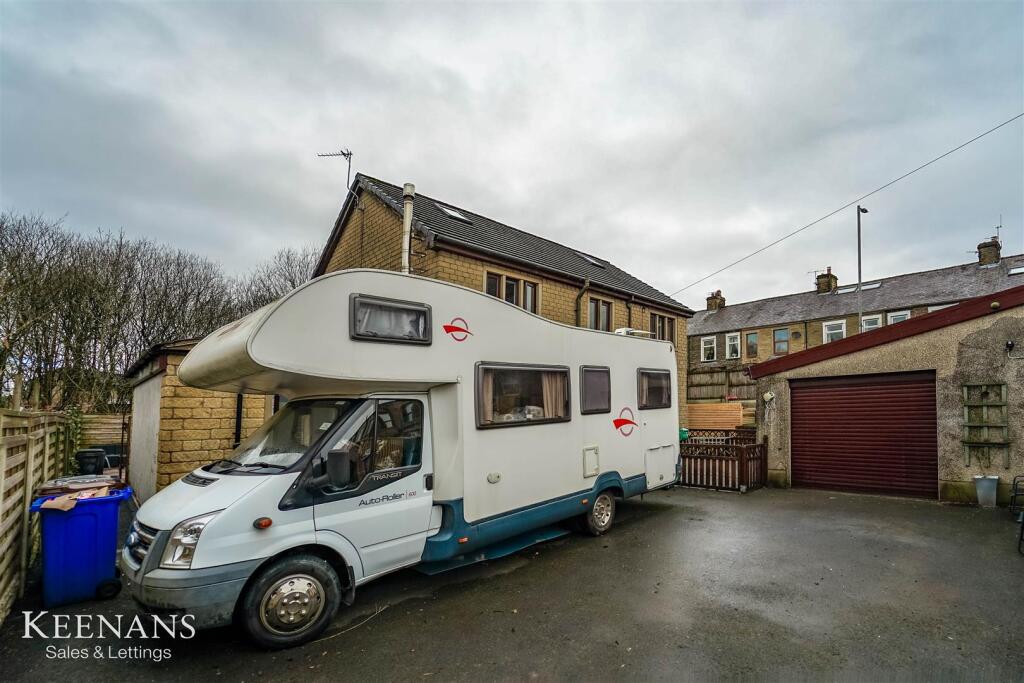 Additional image 51 of Barrowford Road, Colne