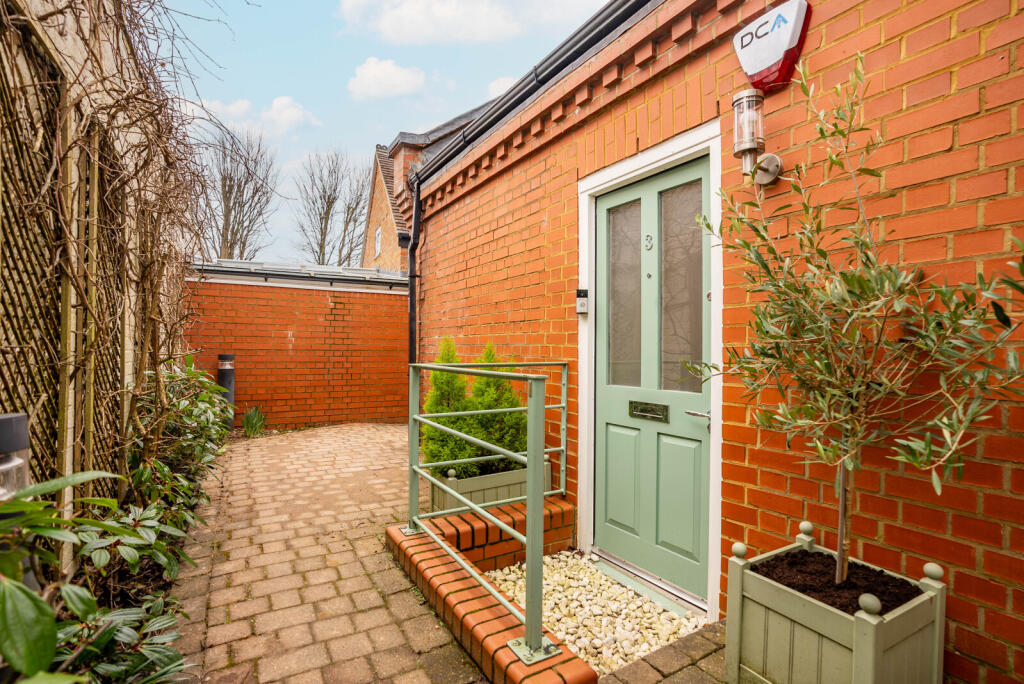 Additional image 14 of Avenue Road, St. Albans, Hertfordshire, AL1