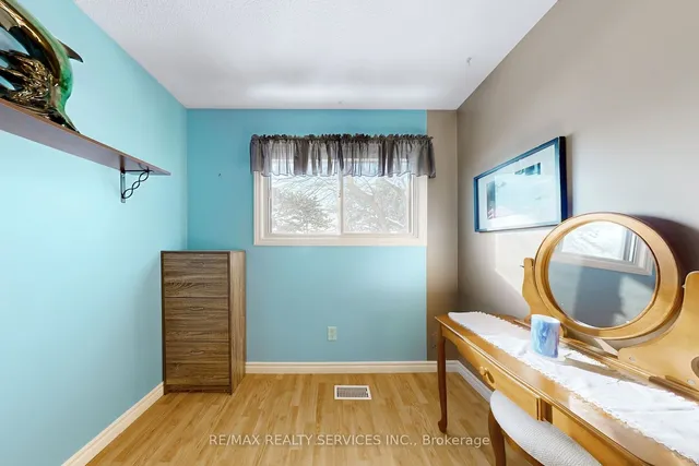 Additional image 33 of 3 Collins Cres
