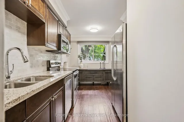 Additional image 11 of 1027 Elizabeth Pl