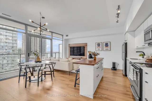 Additional image 4 of 105 The Queensway Unit 1516