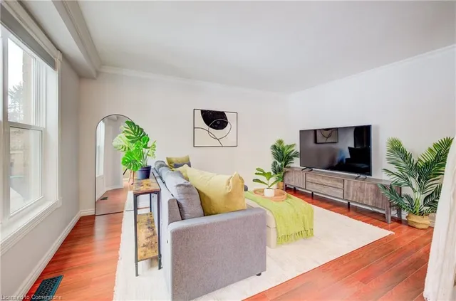 Additional image 31 of 266 Newbury Dr