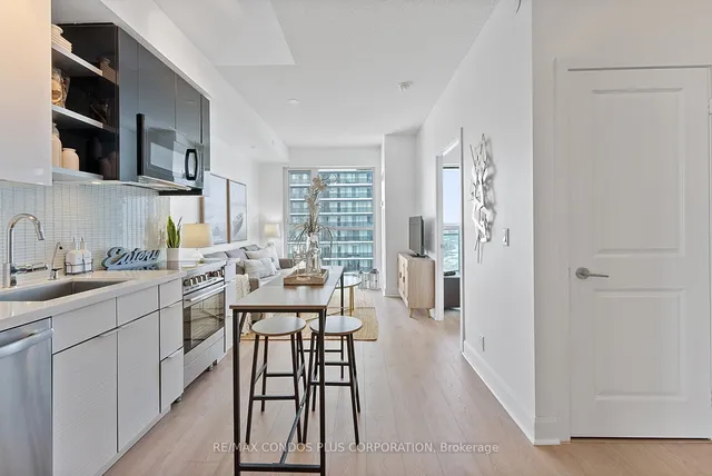 Additional image 4 of 33 Shore Breeze Dr Unit 3106