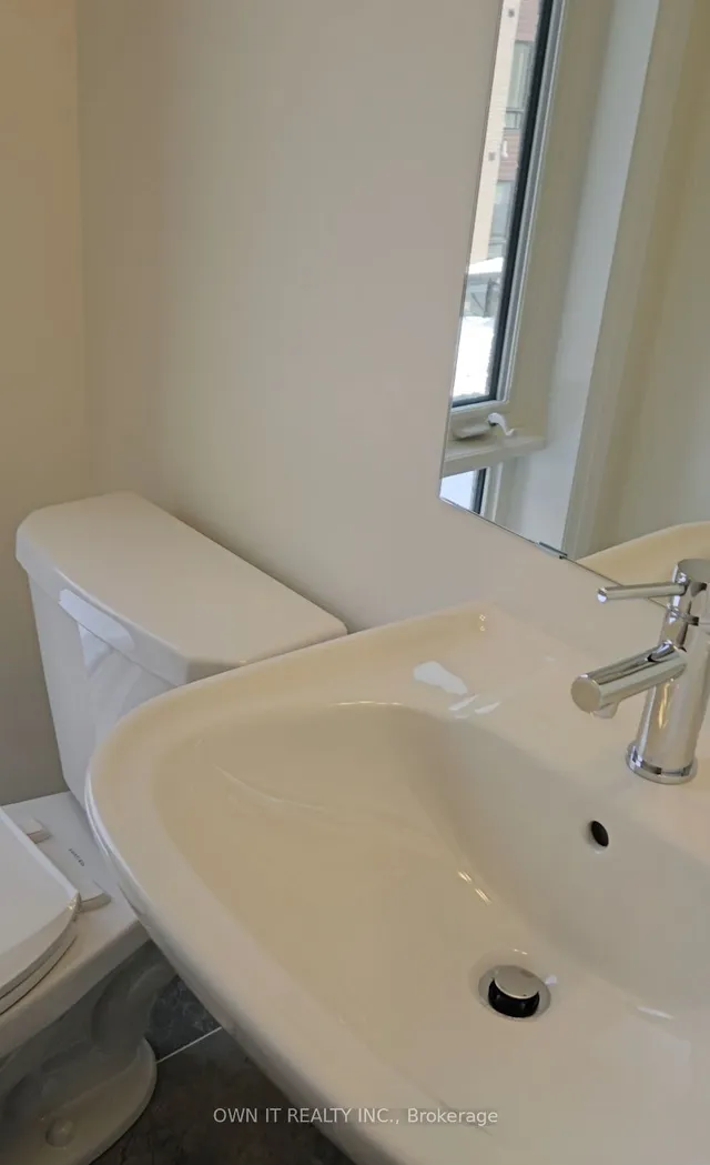 Additional image 8 of 25 priya Lane Unit 19