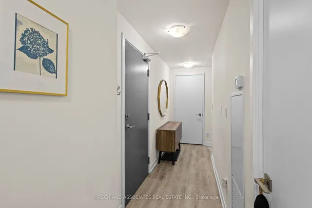 Additional image 4 of 17 Dundonald St Unit 1505