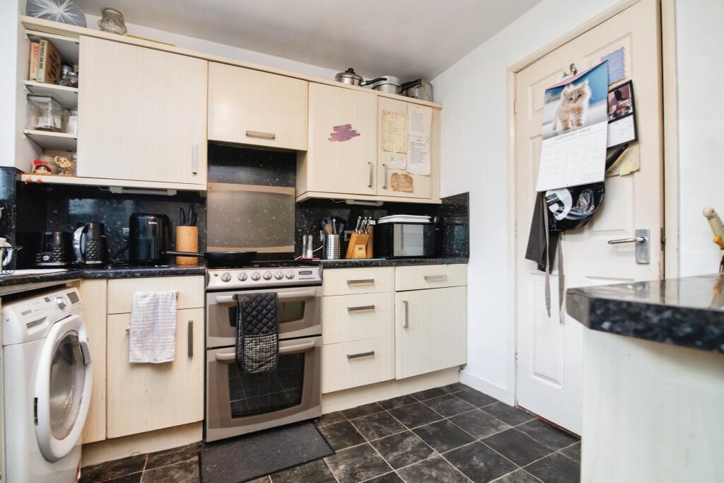 Additional image 4 of Willow Close, Cradley Heath, B64