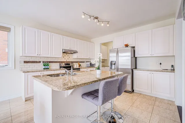 Additional image 15 of 32 Mistyglen Cres