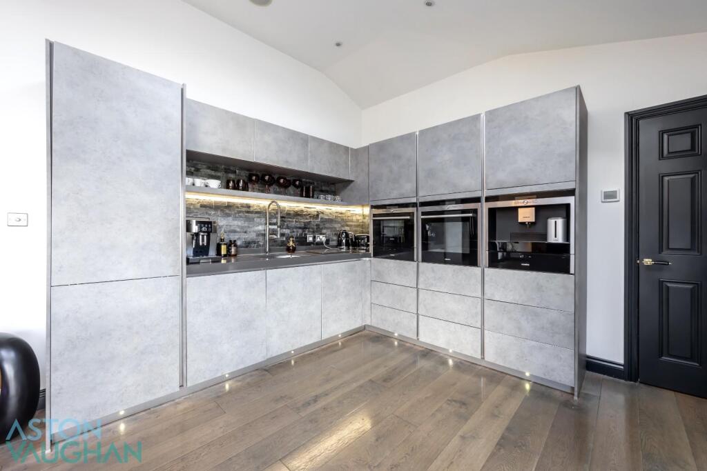 Additional image 9 of Shepherds Croft, Brighton