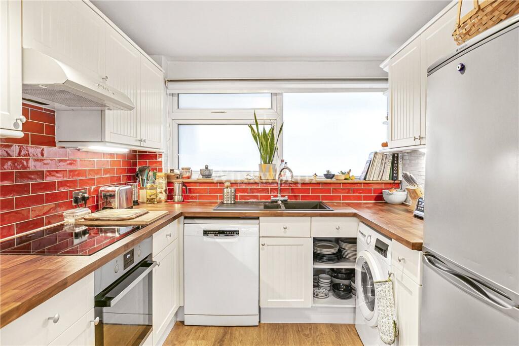 Additional image 3 of Chislet Close, Beckenham, BR3