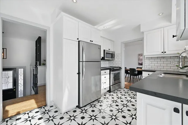 Additional image 10 of 2126 Parkway Dr