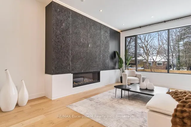 Additional image 17 of 1405 ACTON Cres