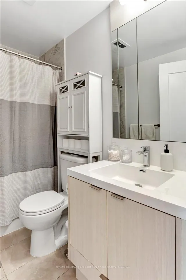 Additional image 24 of 101 Erskine Ave Unit 310