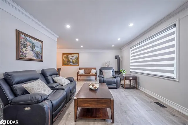 Additional image 8 of 428 Henderson Rd