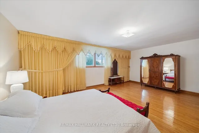 Additional image 22 of 83a Vanbrugh Ave