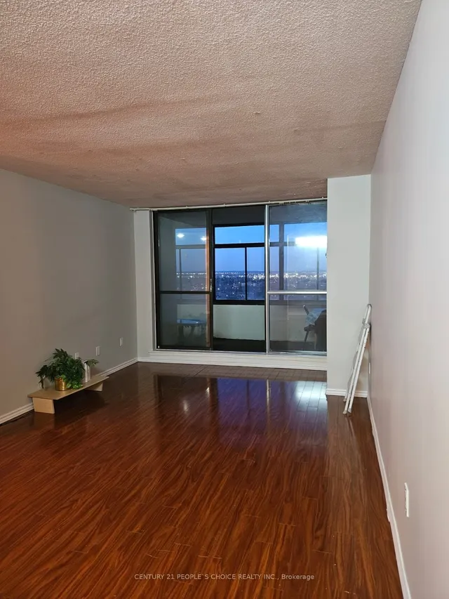 Additional image 30 of 15 Kensington Rd Unit 1405