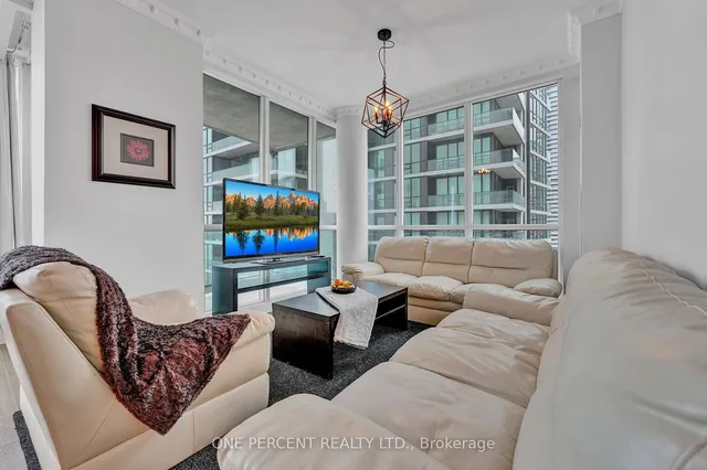 Additional image 20 of 16 Harbour St Unit 4010