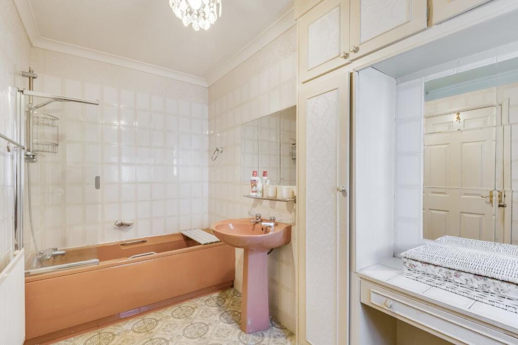 Additional image 11 of Dixons Hill Close, Welham Green, North Mymms, Hatfield, AL9