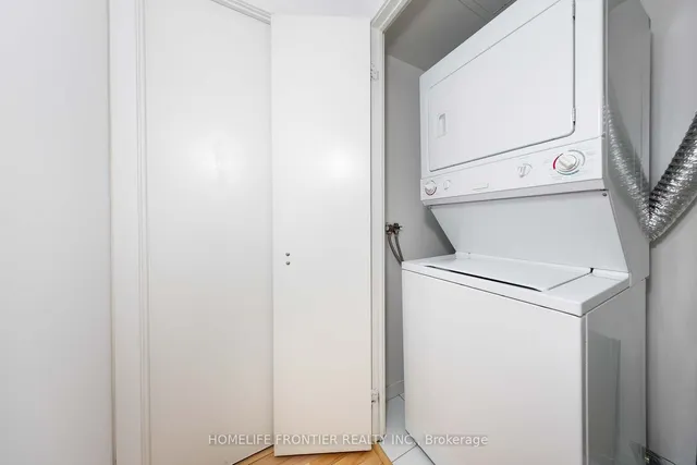 Additional image 5 of 65 Bremner Blvd Unit 2111