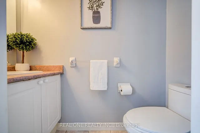 Additional image 16 of 963 KING Rd Unit 25