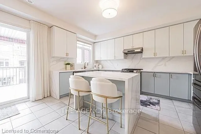 Additional image 13 of 525 Dundas St East