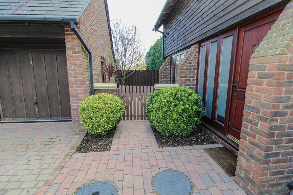 Additional image 18 of Lake Farm Close, Longham, Ferndown, BH22