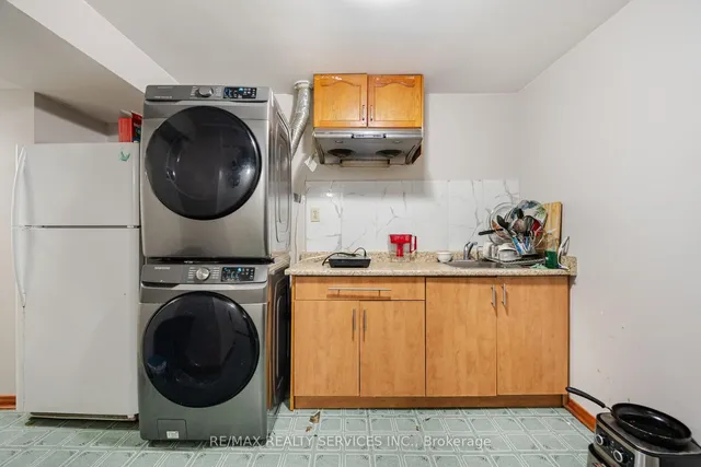 Additional image 38 of 67 Stoneledge Circ