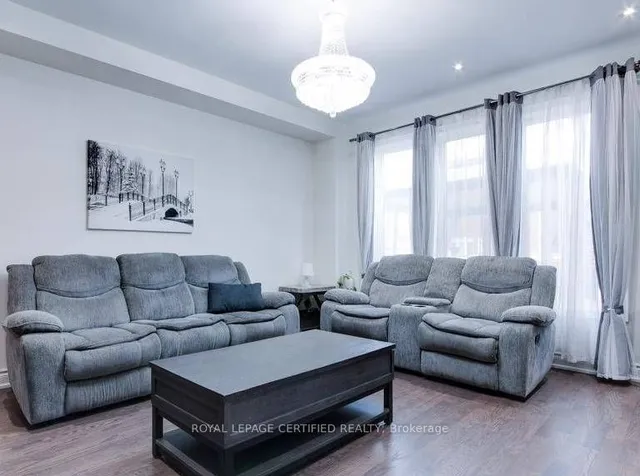 Additional image 9 of 3 Lower Thames Dr