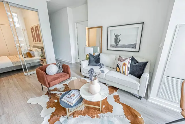 Additional image 15 of 357 King St Unit 503