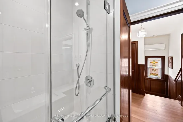 Additional image 21 of 110 Heddington Ave