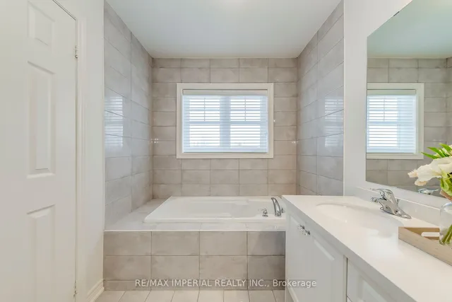 Additional image 30 of 4005 Eternity Way