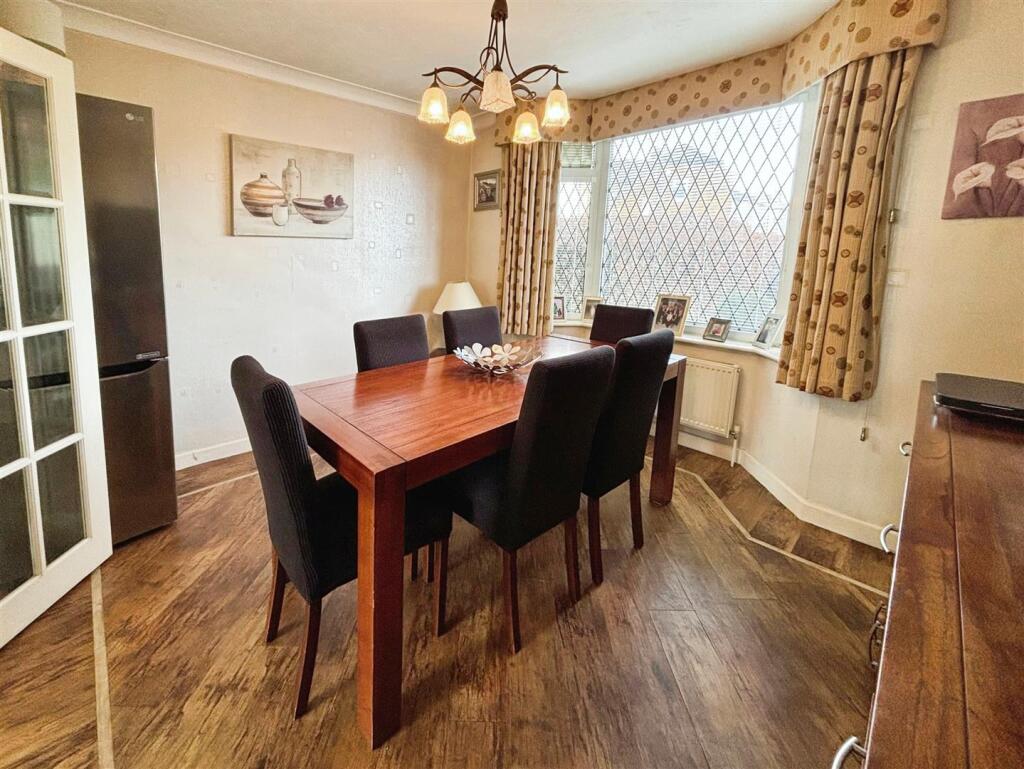 Additional image 4 of Moorside Gardens, Bradford, BD2 3RE