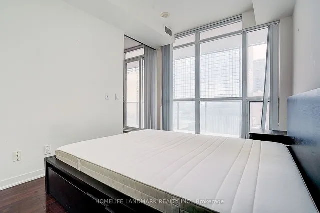 Additional image 33 of 770 Bay St Unit 1504