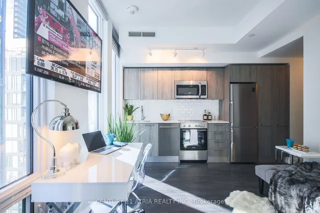 Additional image 7 of 28 Wellesley St Unit 1510