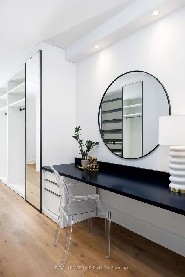 Additional image 22 of 33 Webster Ave