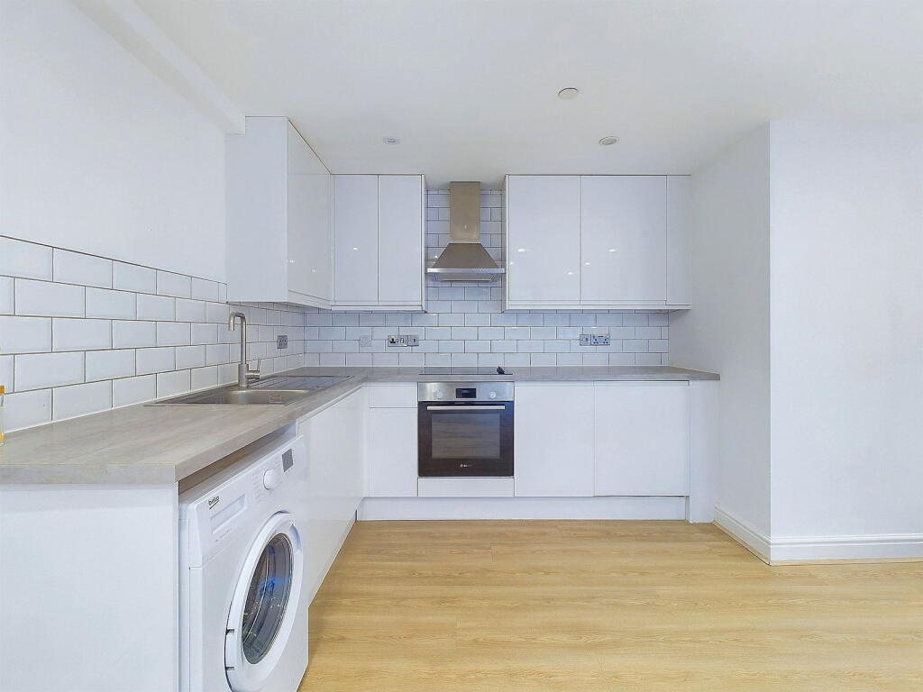 Additional image 4 of Worthing House, South Street, Worthing BN11 3AE