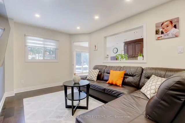 Additional image 10 of 6 Egret Crt