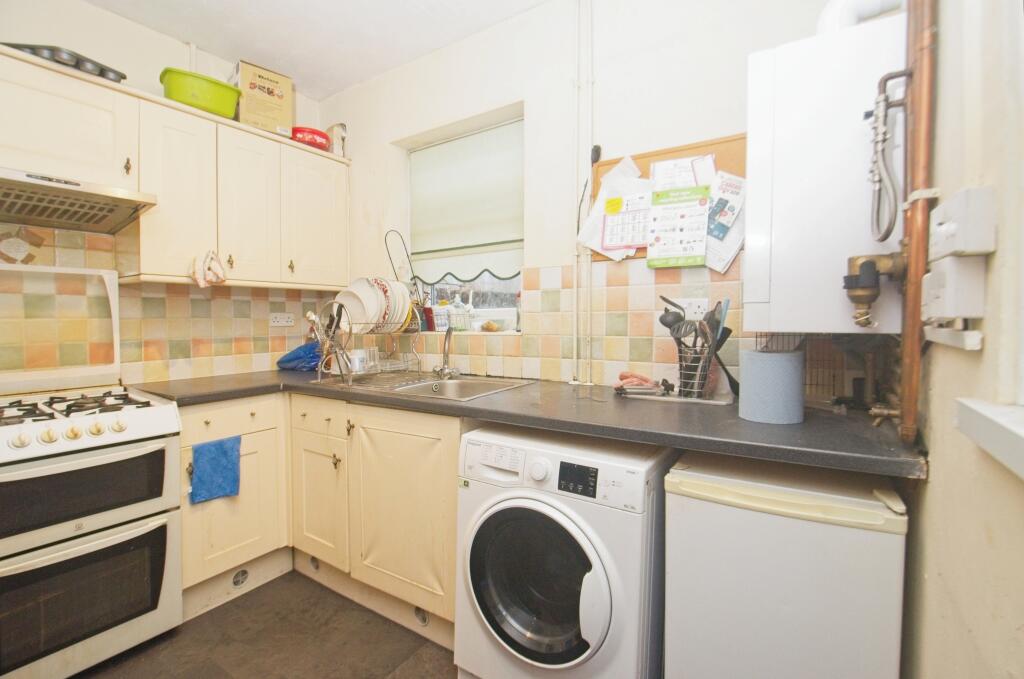 Additional image 4 of Dogfield Street, Cardiff, CF24