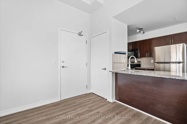 Additional image 6 of 1410 Dupont St Unit 328