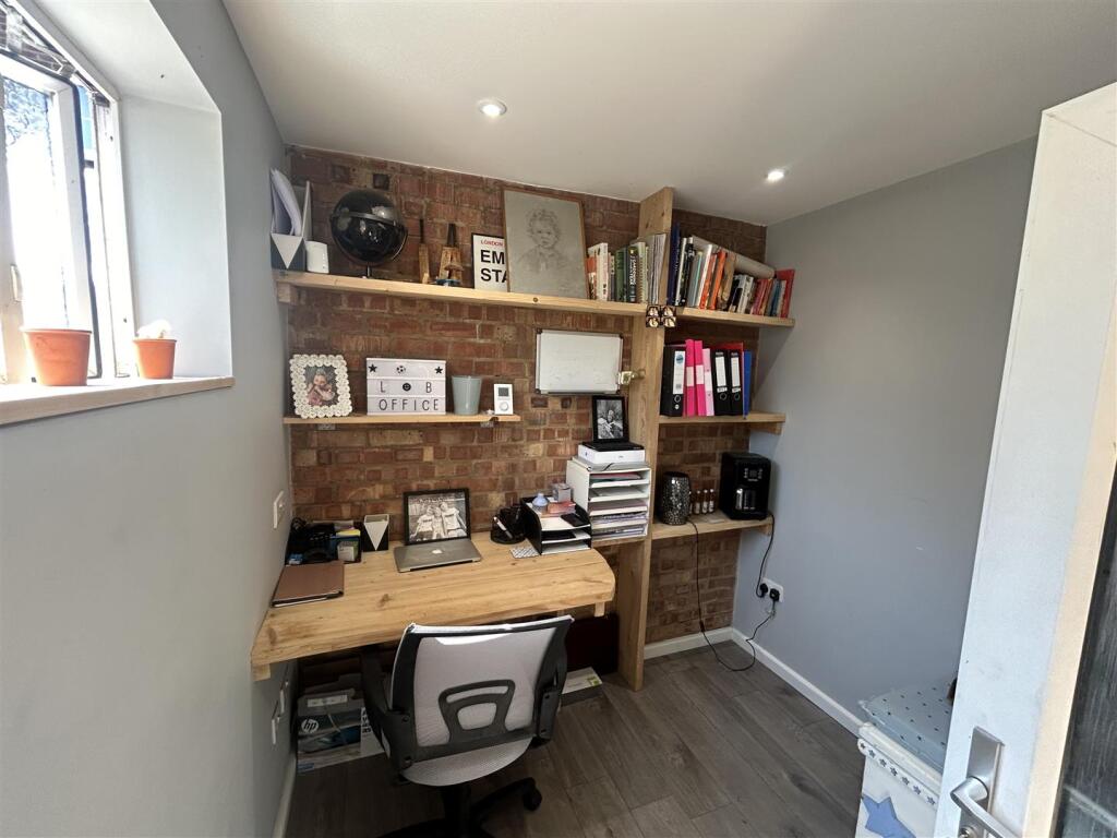 Additional image 26 of Crossway, Welwyn Garden City