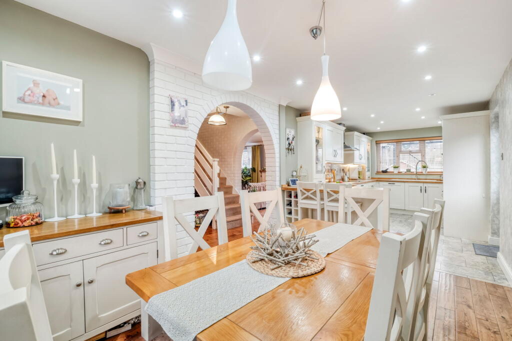 Additional image 5 of Marshfield Close, Church Hill North, Redditch B98 8RW