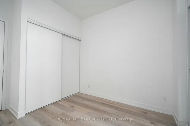 Additional image 19 of 50 Ordnance St Unit 323