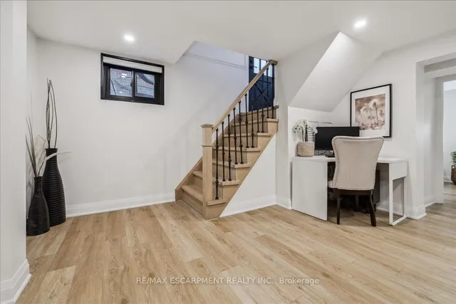 Additional image 17 of 1142 Stanley Dr