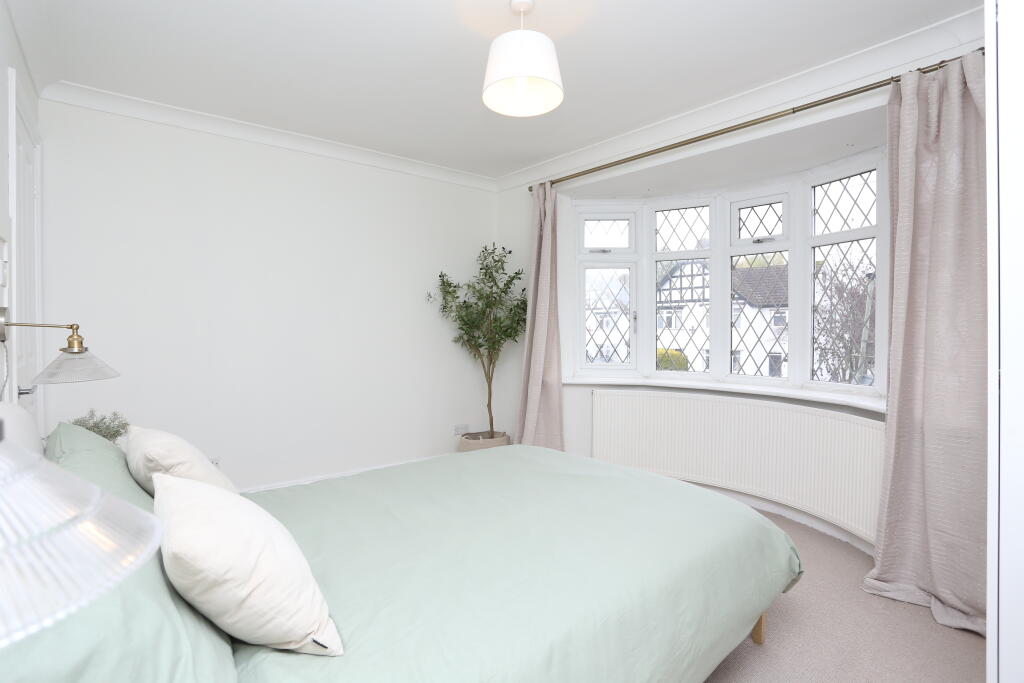 Additional image 13 of Hayes Wood Avenue, Bromley, BR2