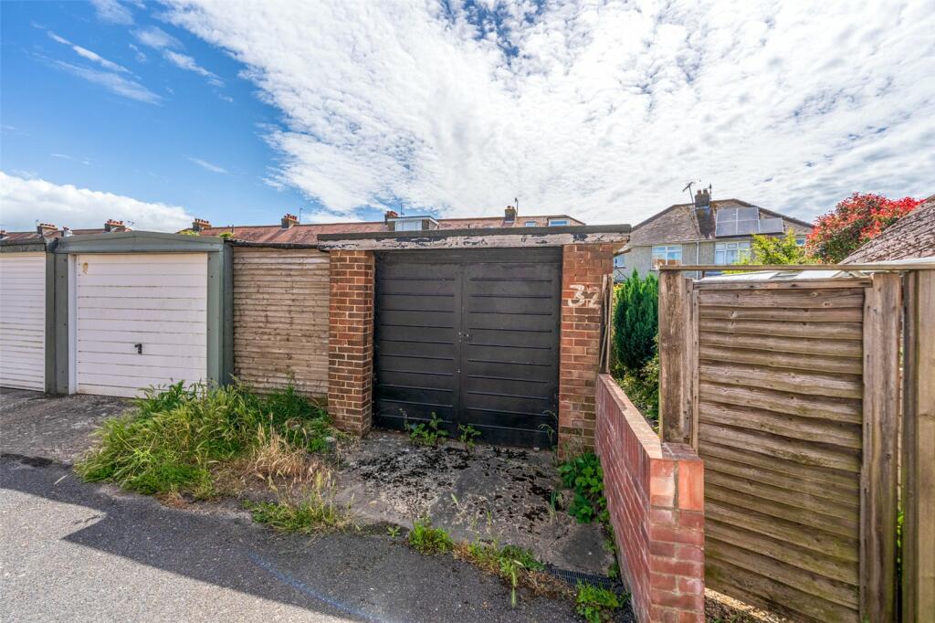 Additional image 13 of Annweir Avenue, Lancing, West Sussex, BN15