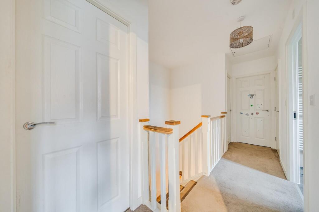 Additional image 12 of Family home in Yatton's popular Chestnut Park