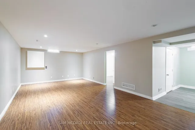 Additional image 32 of 2290 Devon Rd