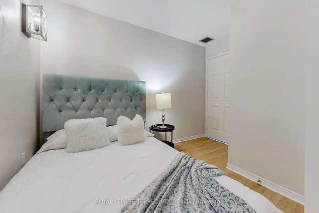 Additional image 31 of 18 Pemberton Ave Unit PH00